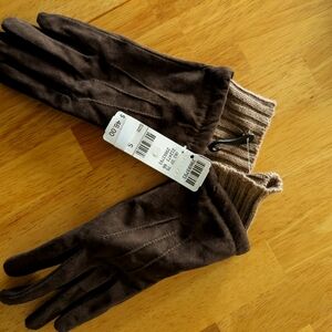 NEW! Talbot's suede leather gloves.  Rich brown.  Size small.